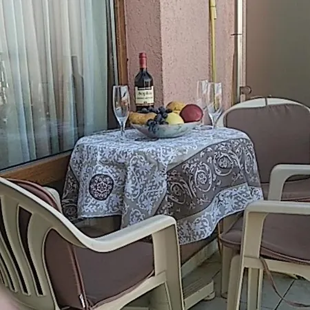Studio Vigo Panorama Beach, Larisa. Apartmán Nesebar